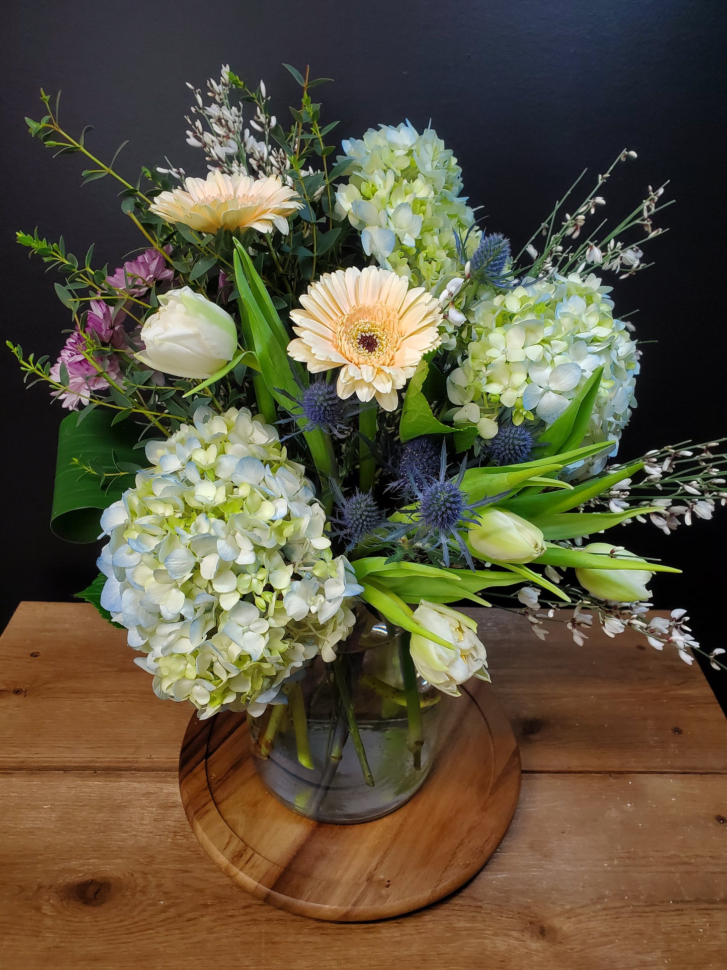 Soft Colors Designers Choice - Extra Large Arrangements