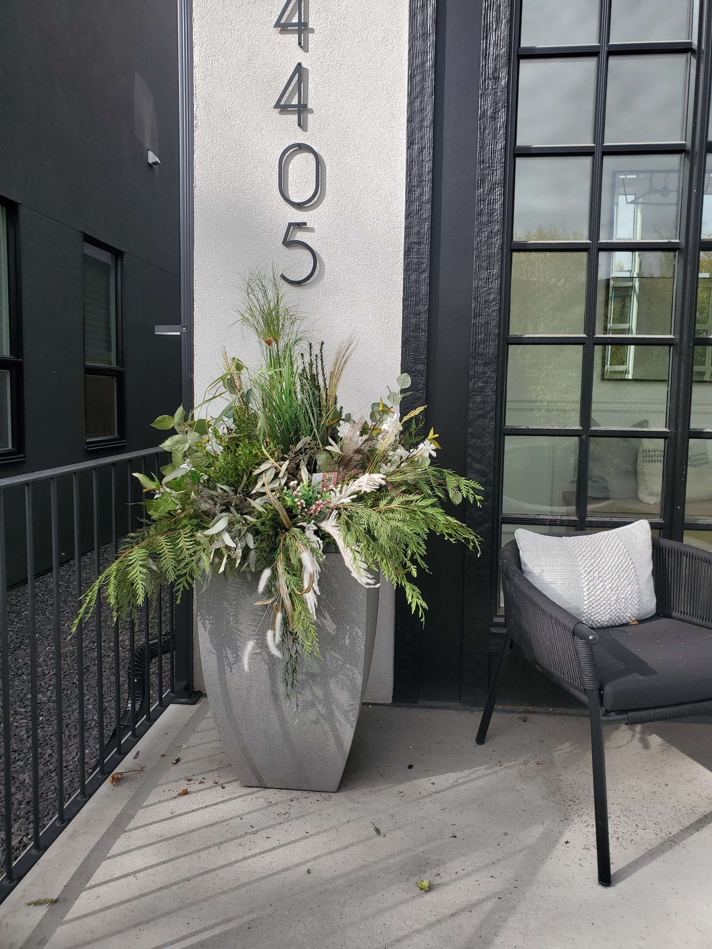Seasonal Planter Natural & Neutral