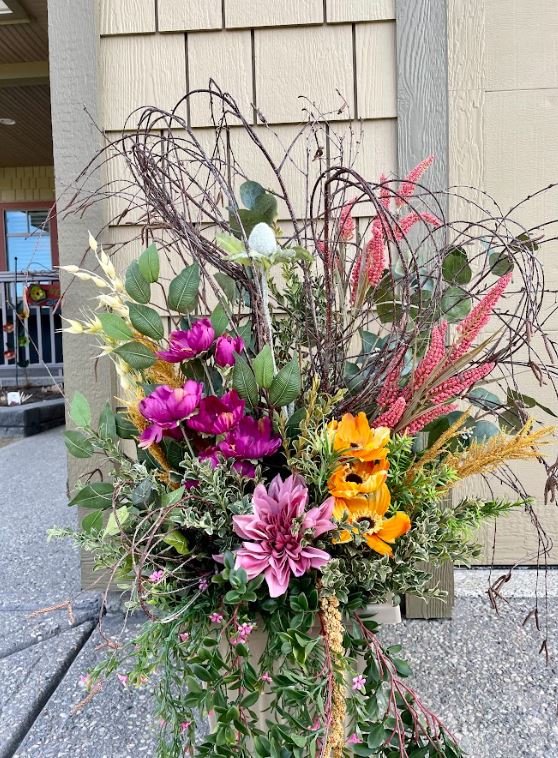 Seasonal Planter Pinks, Purples and Complementary Tones