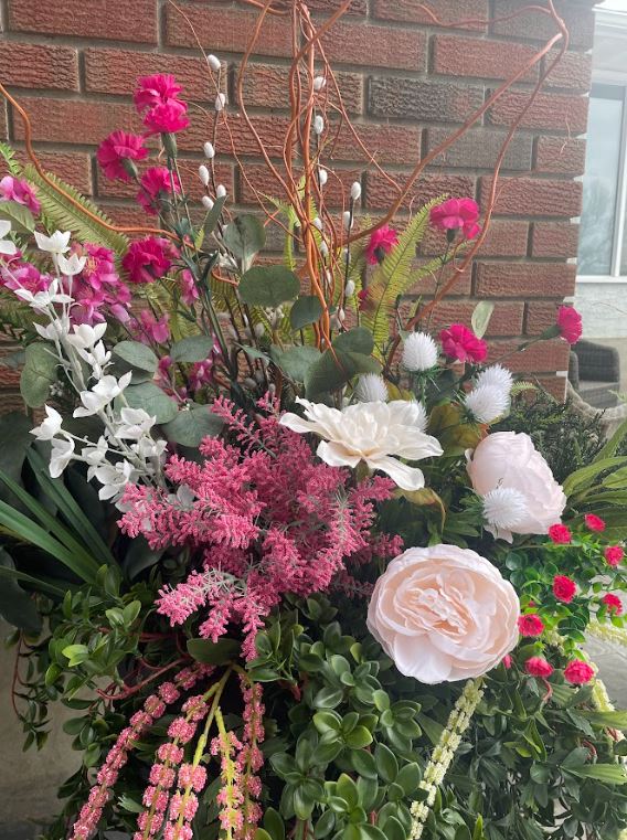 Seasonal Planter Pinks, Purples and Complementary Tones